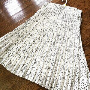 Tiny Dots & pleats Black/White elastic waist midi/maxi skirt.  Size XL